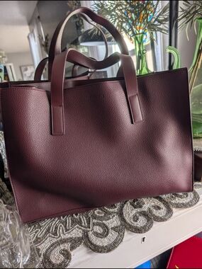Women's Rachel Zoe Tote Bag in Deep Burgundy